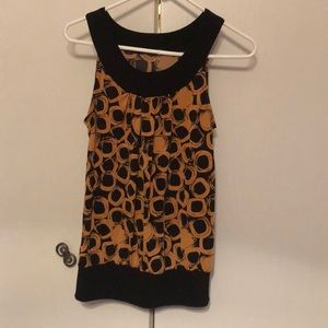 Halter top shaped shirt